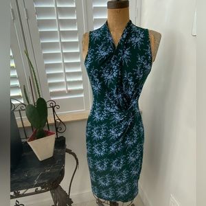 Beautiful dress in small.
